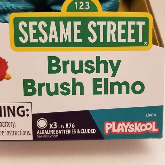 Sesame Street Brushy Brush Elmo - Picture 11 of 12